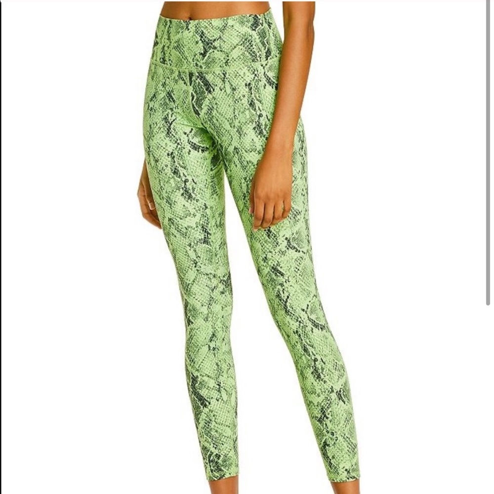 Alo Yoga Snake Skin Vapor leggings